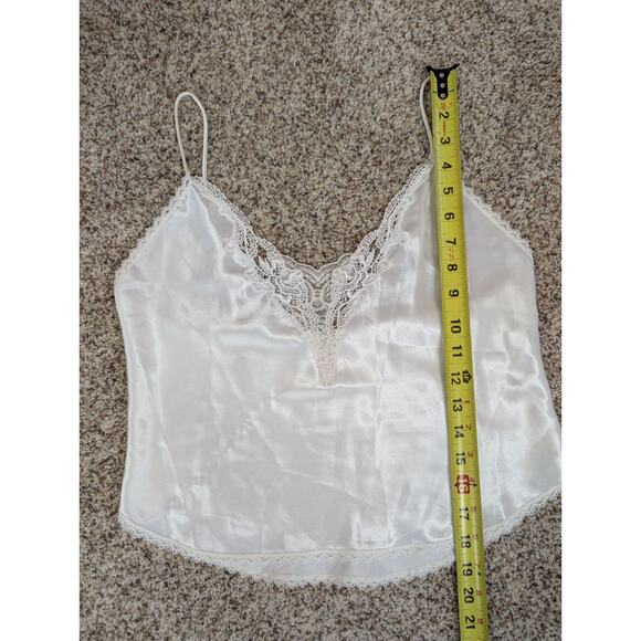 Vintage Indulgence Ivory Satin Lace and Pearl Trim Cropped Camisole Size 34 USA - Picture 8 of 10